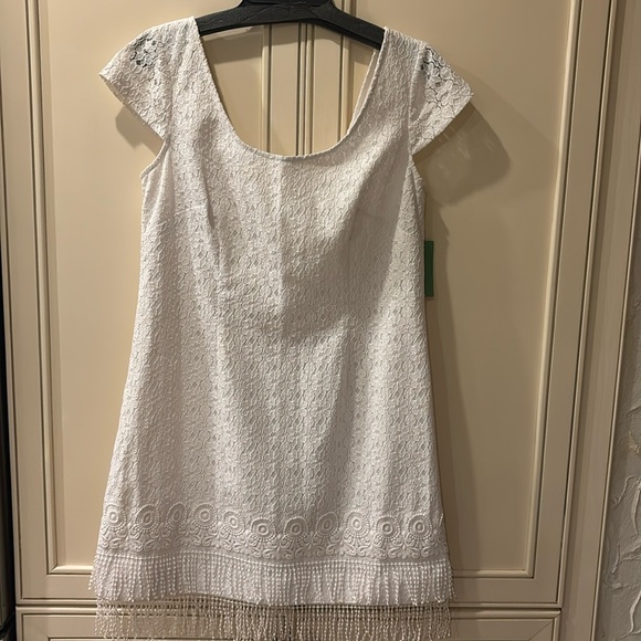Lilly Pulitzer dress-size 10-cap sleeve-lace